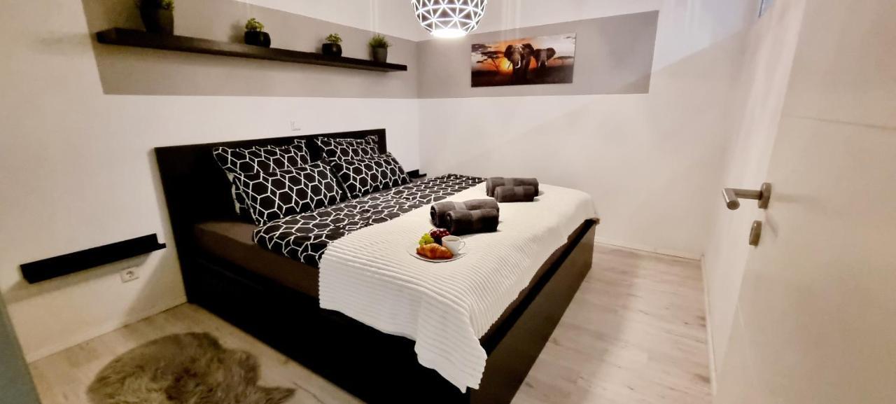 Apartament New Modern Selfcheckin Publicfreeparking Highspeed Wifi Kingsizebed Baden-Baden Zewnętrze zdjęcie