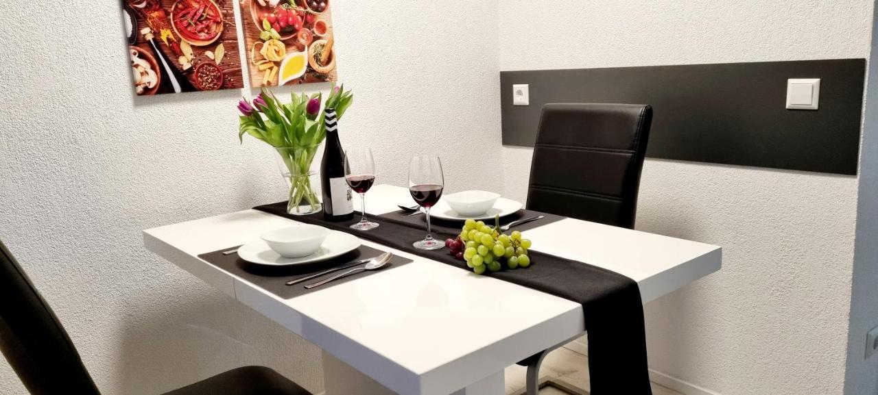 Apartament New Modern Selfcheckin Publicfreeparking Highspeed Wifi Kingsizebed Baden-Baden Zewnętrze zdjęcie