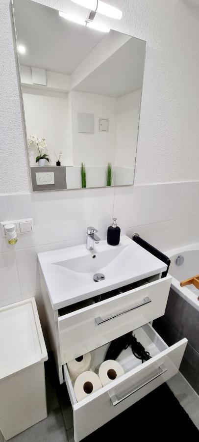 Apartament New Modern Selfcheckin Publicfreeparking Highspeed Wifi Kingsizebed Baden-Baden Zewnętrze zdjęcie