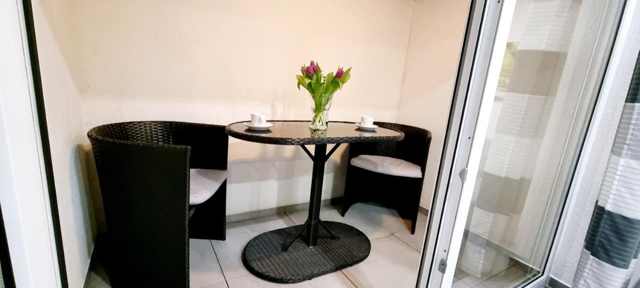 Apartament New Modern Selfcheckin Publicfreeparking Highspeed Wifi Kingsizebed Baden-Baden Zewnętrze zdjęcie